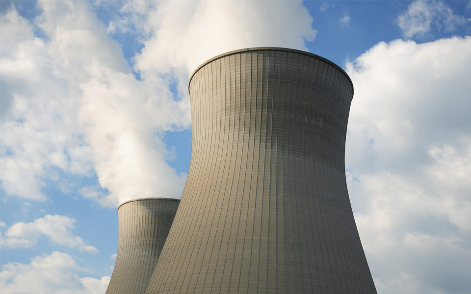 SMR-reaktorit tai pienydinvoimalat.