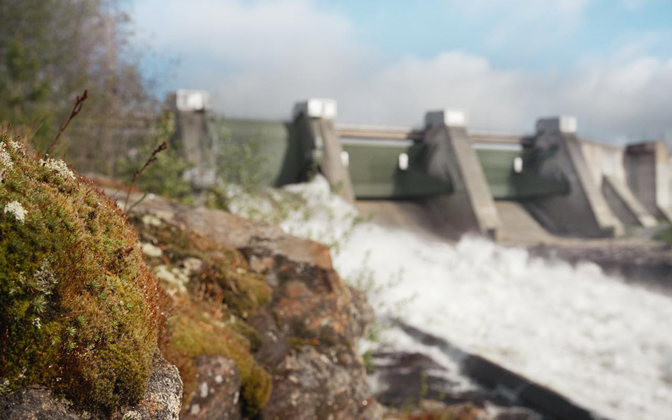 Valokuva vesivoimalasta