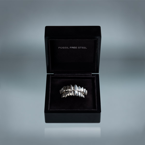 Tuikkukuppi fossiilivapaasta teräksestä